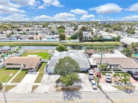 756 W 53rd Street Hialeah FL 33012