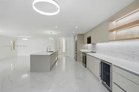 13911 SW 100th Lane Miami FL 33186