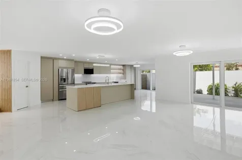 13911 SW 100th Lane Miami FL 33186