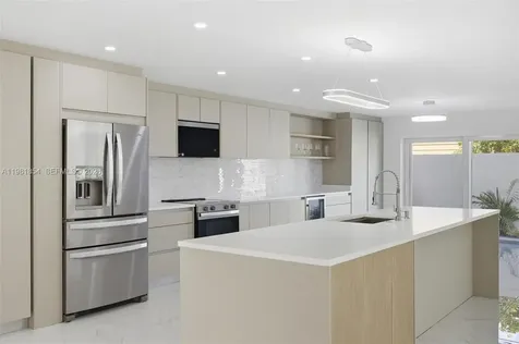 13911 SW 100th Lane Miami FL 33186