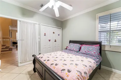 200 SW 87th Path Miami FL 33174