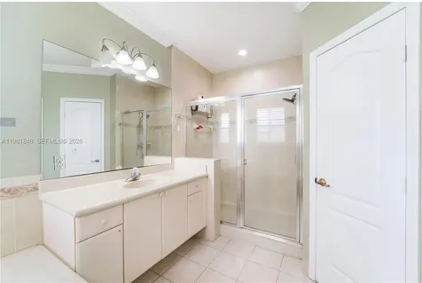 200 SW 87th Path Miami FL 33174