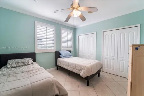 200 SW 87th Path Miami FL 33174