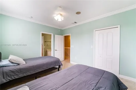200 SW 87th Path Miami FL 33174