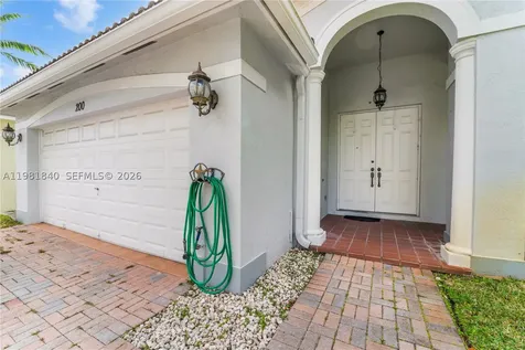 200 SW 87th Path Miami FL 33174