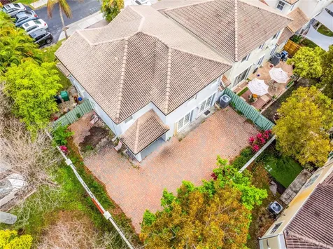 200 SW 87th Path Miami FL 33174