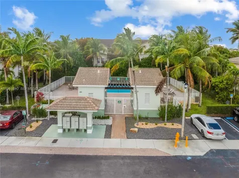 200 SW 87th Path Miami FL 33174