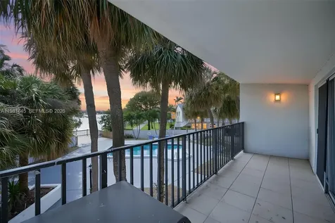 900 Crystal Lake Drive Deerfield Beach FL 33064