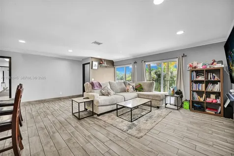 900 Crystal Lake Drive Deerfield Beach FL 33064