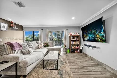 900 Crystal Lake Drive Deerfield Beach FL 33064