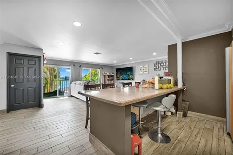 900 Crystal Lake Drive Deerfield Beach FL 33064