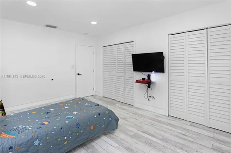 1611 Madison Street Hollywood FL 33020