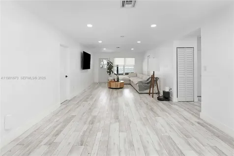 1611 Madison Street Hollywood FL 33020