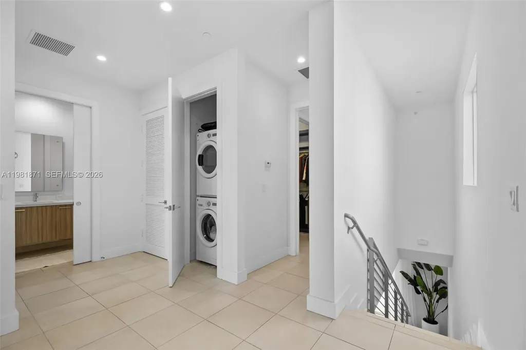 1034 NE 18th Avenue Fort Lauderdale FL 33304