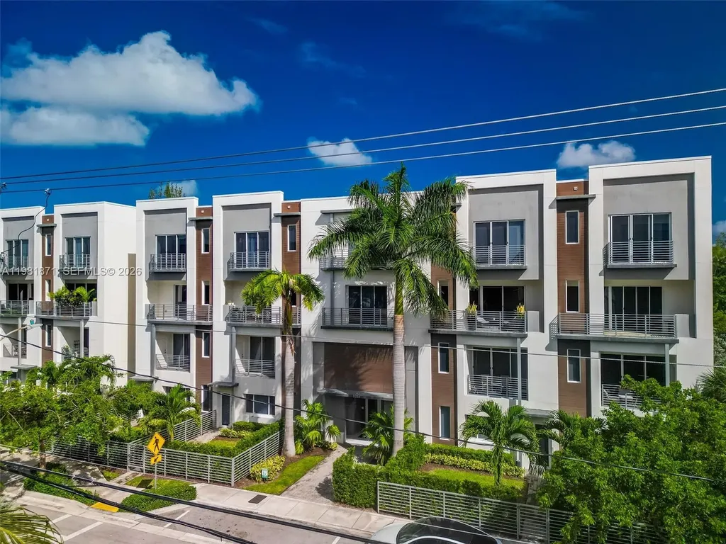 1034 NE 18th Avenue Fort Lauderdale FL 33304