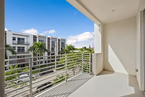 1034 NE 18th Avenue Fort Lauderdale FL 33304
