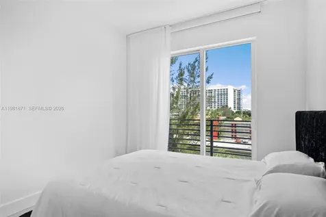 1034 NE 18th Avenue Fort Lauderdale FL 33304