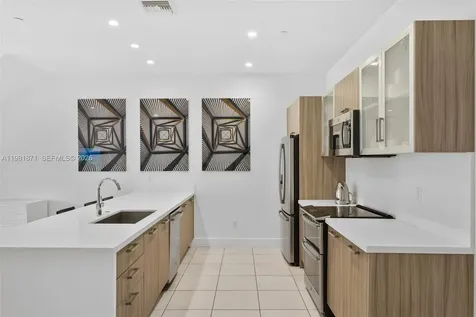 1034 NE 18th Avenue Fort Lauderdale FL 33304