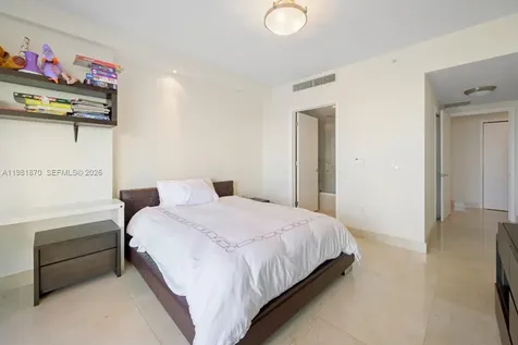 17001 Collins Avenue Sunny Isles Beach FL 33160