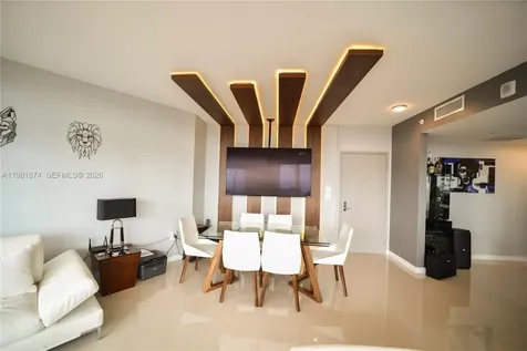 488 NE 18th Street Miami FL 33132