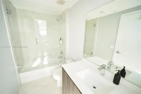 488 NE 18th Street Miami FL 33132