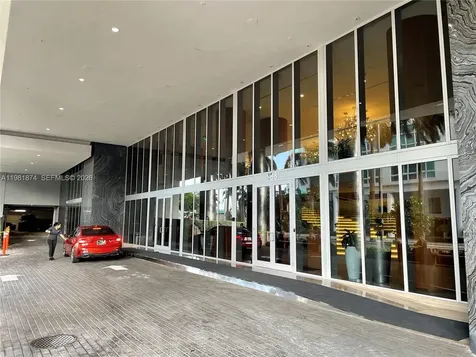 488 NE 18th Street Miami FL 33132