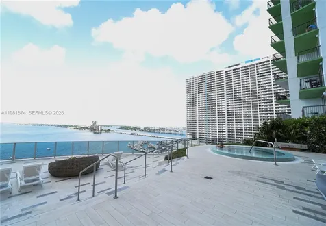 488 NE 18th Street Miami FL 33132