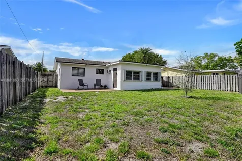 11331 NW 37th Street Sunrise FL 33323