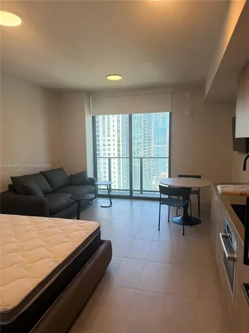 121 NE 5th Street Miami FL 33132