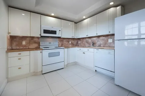 800 Cypress Grove Drive Pompano Beach FL 33069