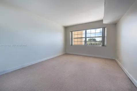 800 Cypress Grove Drive Pompano Beach FL 33069