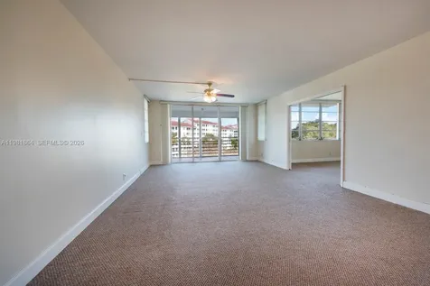 800 Cypress Grove Drive Pompano Beach FL 33069