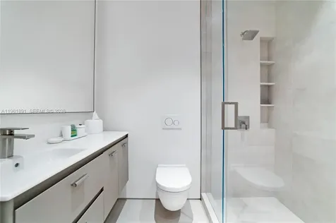 1522 Island Boulevard Aventura FL 33160