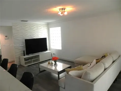 365 Somerset Way Weston FL 33326