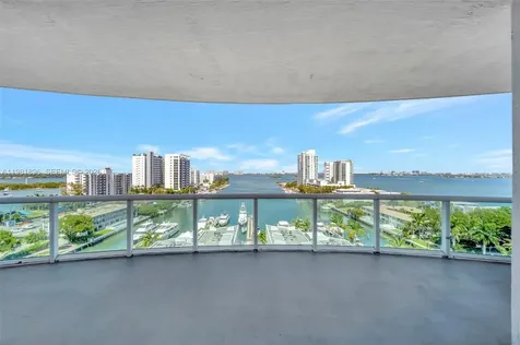 7900 Harbor Island Drive North Bay Village FL 33141