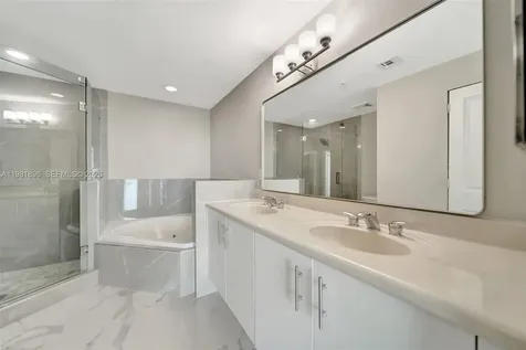 7900 Harbor Island Drive North Bay Village FL 33141