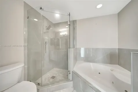 7900 Harbor Island Drive North Bay Village FL 33141