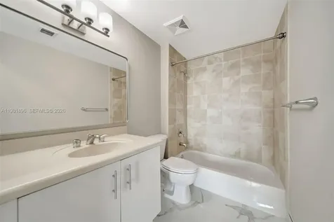 7900 Harbor Island Drive North Bay Village FL 33141