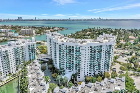 7900 Harbor Island Drive North Bay Village FL 33141