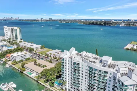 7900 Harbor Island Drive North Bay Village FL 33141