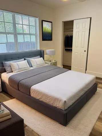 571 NE 67th Miami FL 33138