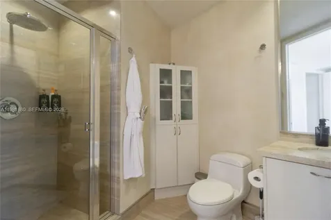 15811 Collins Avenue Sunny Isles Beach FL 33160