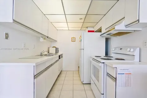 17500 N Bay Road Sunny Isles Beach FL 33160