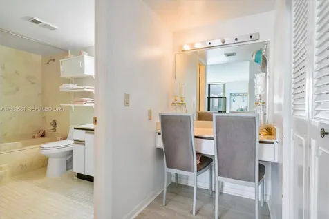 17500 N Bay Road Sunny Isles Beach FL 33160