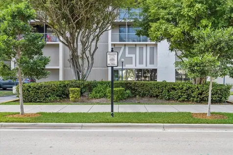 17500 N Bay Road Sunny Isles Beach FL 33160