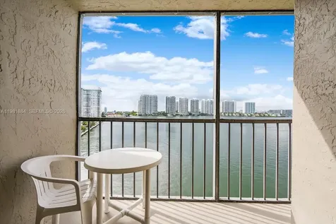 17500 N Bay Road Sunny Isles Beach FL 33160