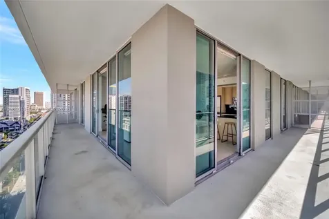 79 SW 12th Street Miami FL 33130