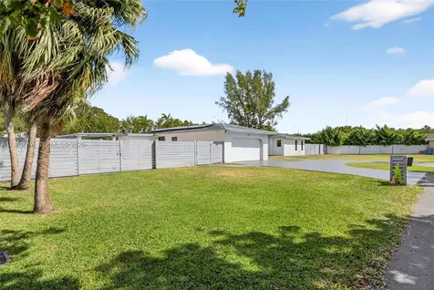 11951 SW 120th Terrace Miami FL 33186