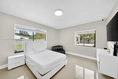 11951 SW 120th Terrace Miami FL 33186