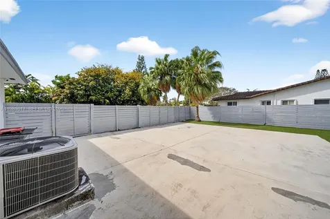 11951 SW 120th Terrace Miami FL 33186